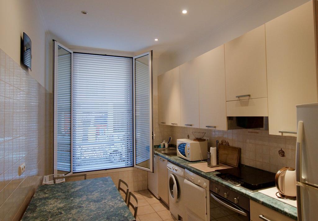 Appartement Les Clematites Menton Exterior photo